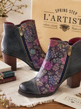 L'Artiste by Spring Step Melvina Ankle Boots Women's US 9 EU 40 Navy Multi Flora